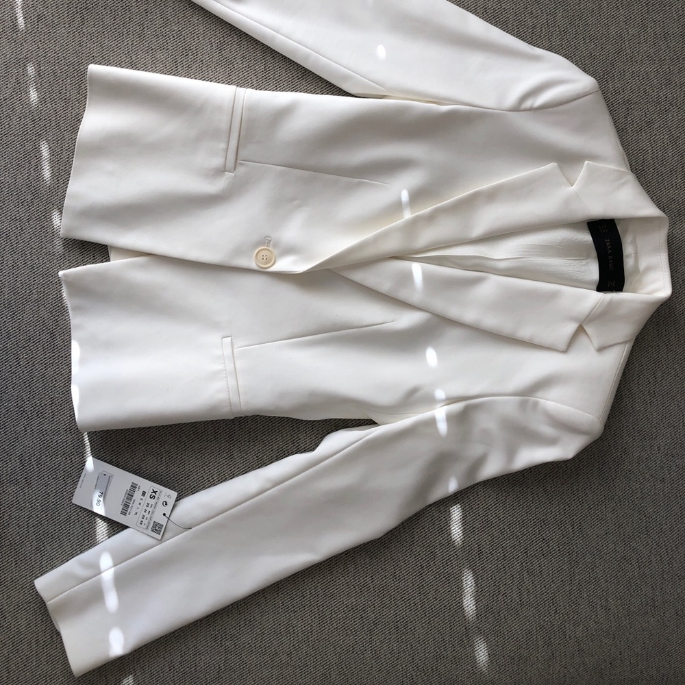 NWT Zara basic white blazer